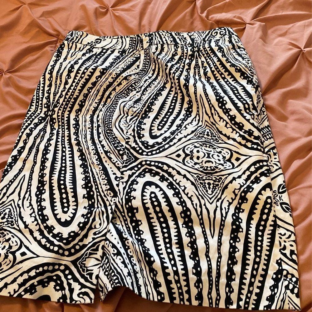 ‎Focus skirt size 10 - Picture 3 of 4